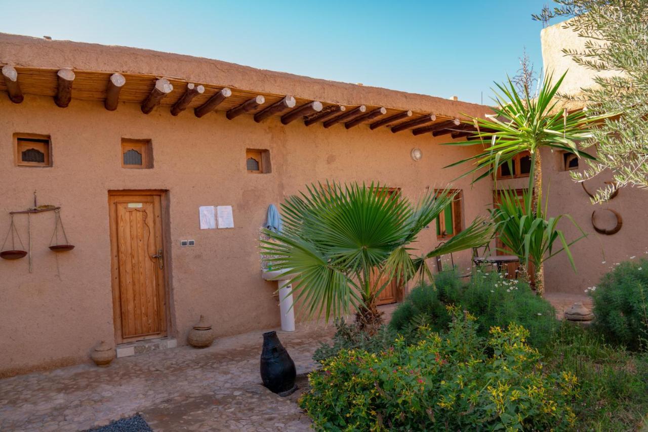Maison l'étoile du désert Aït Boukha Exterior foto