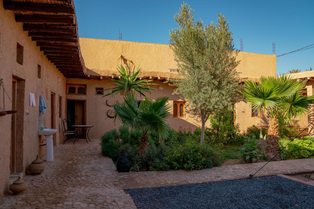 Maison l'étoile du désert Aït Boukha Exterior foto