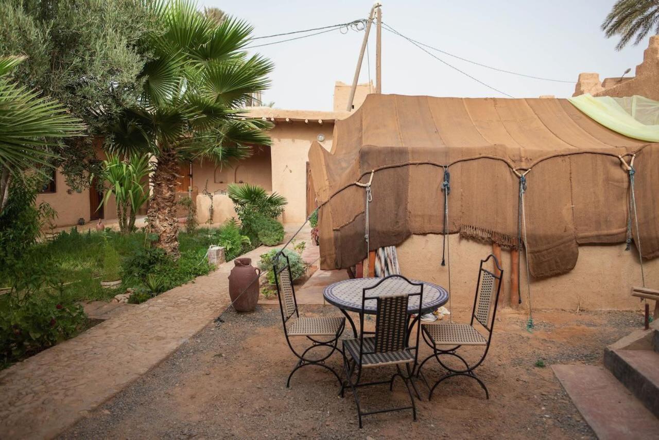 Maison l'étoile du désert Aït Boukha Exterior foto