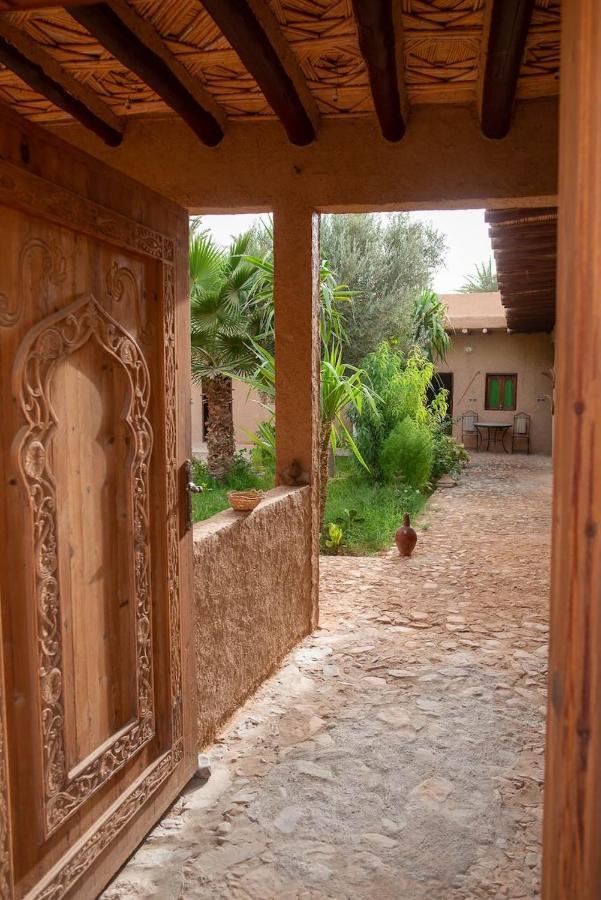 Maison l'étoile du désert Aït Boukha Exterior foto